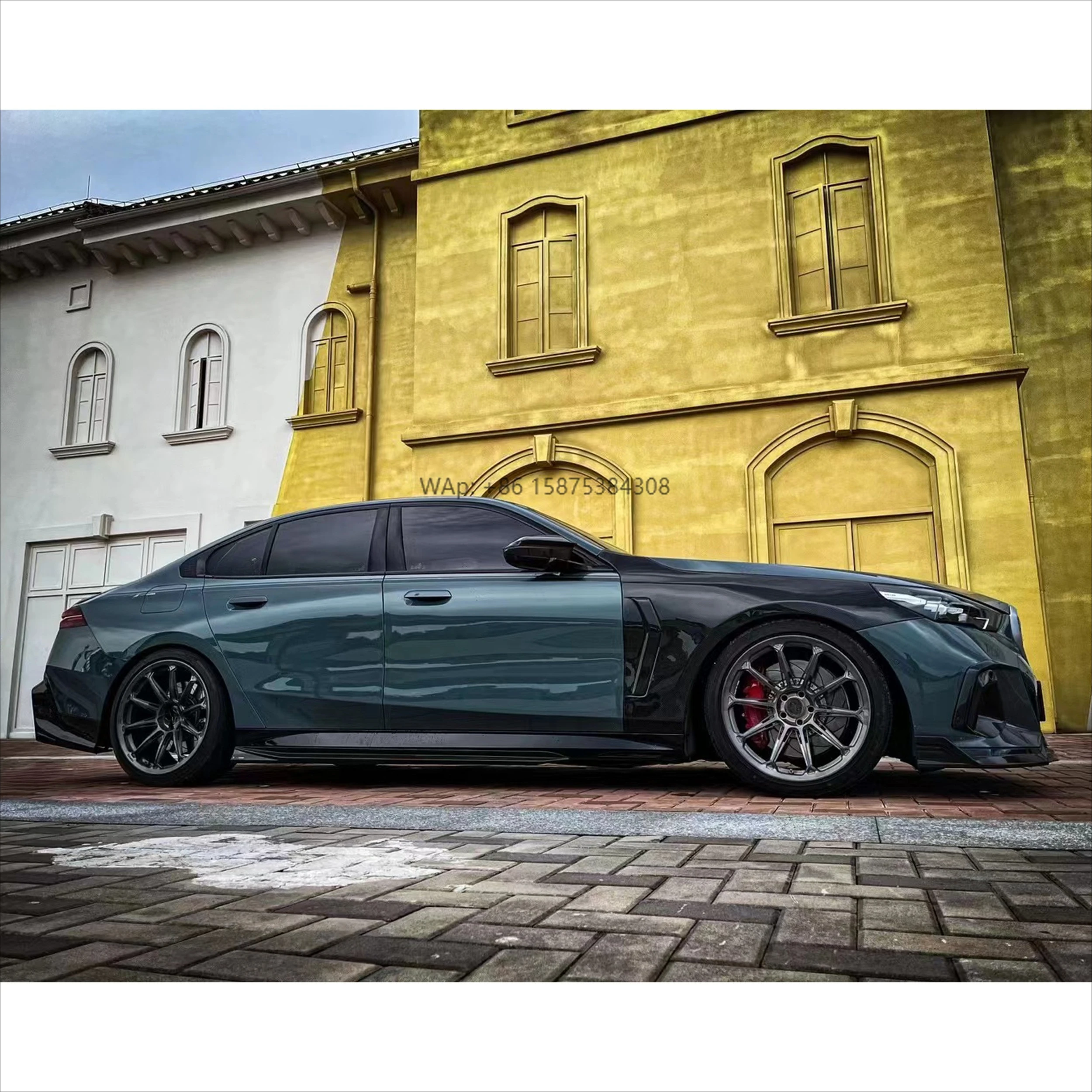 

Dry Carbon Fiber TK Style Side Fenders for 5 Series G60 Sedan 2024+ Fenders Replacement Car Accessories