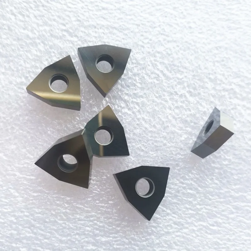 

Твердосплавная пластина TUNGALOY 6QP-WNGA080402 BXC50, тип WNGA