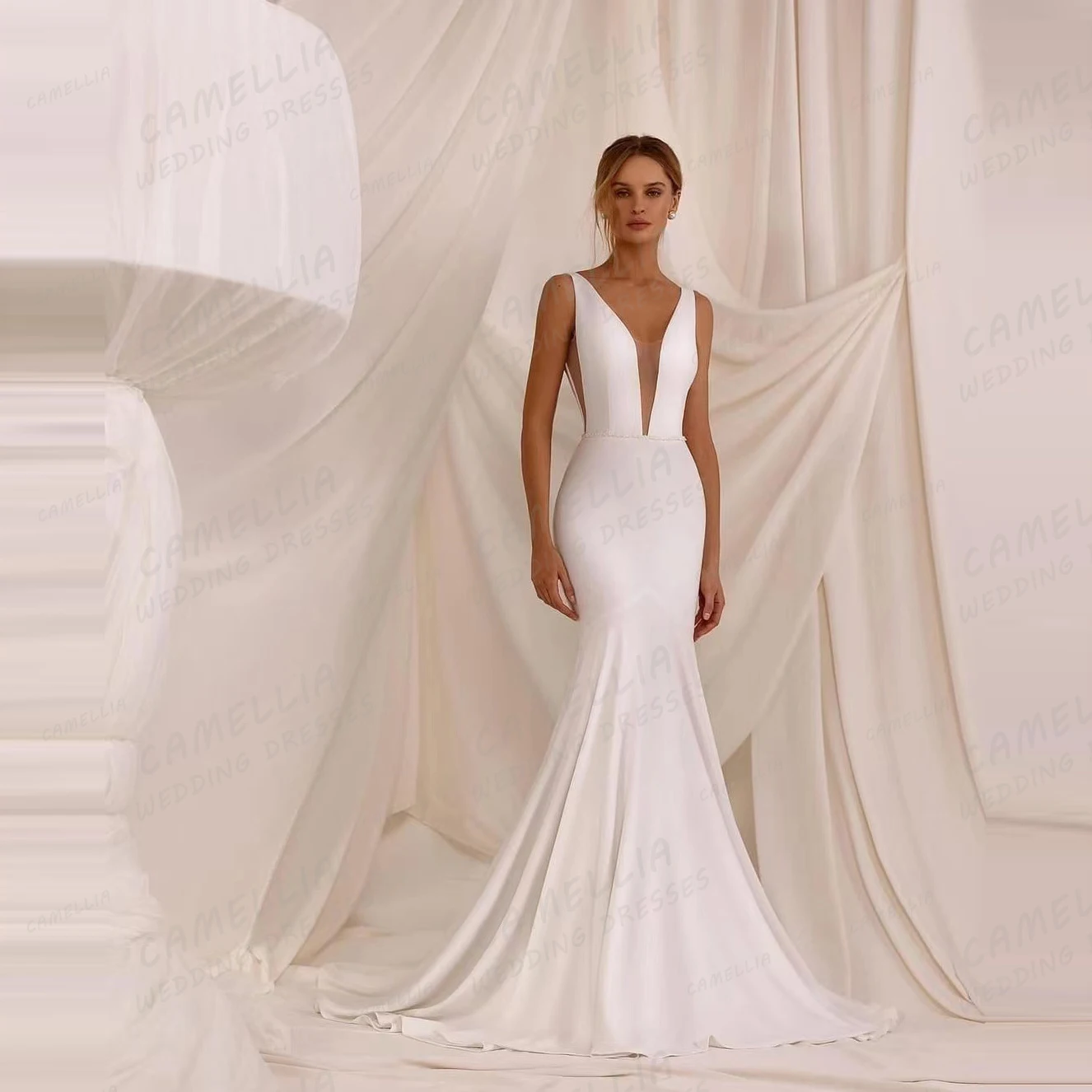 Abiti da sposa eleganti di lusso a sirena da donna Sexy con scollo a V profondo per abiti da sposa senza maniche abiti formali Robe De Mariée 2024