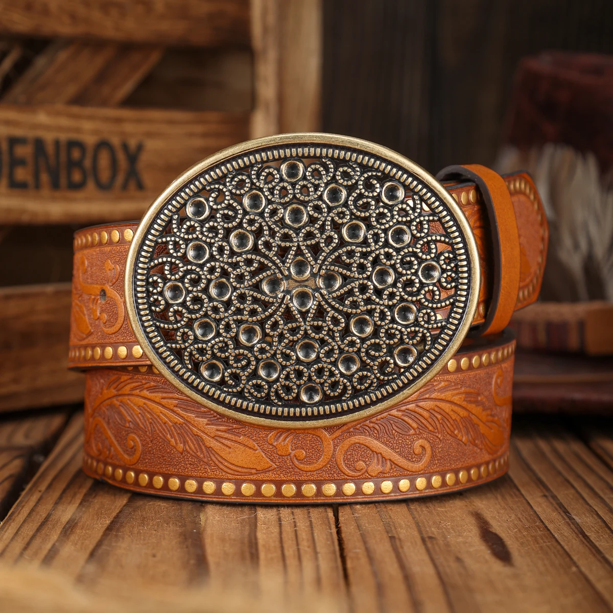 Ein PU-Gürtel für Damen und Herren, der den Stil von Western-Denim und Retro vereint, ist perfekt für alltägliche Freizeitausflüge. – Detail 9