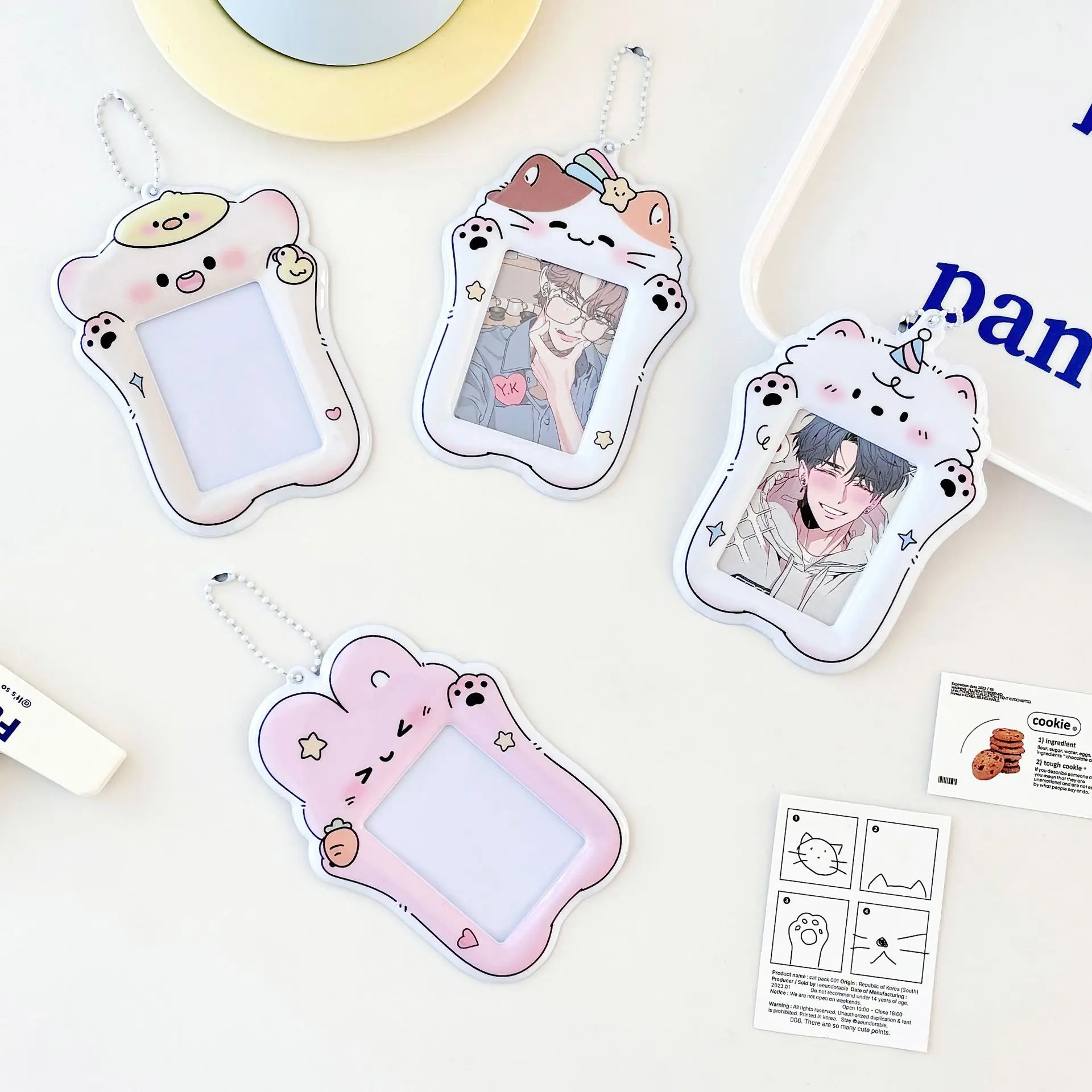 PVC Cartoon Cute Cartoon Photo Card Holder Pockets for 3 Inch Mini Photo Sticker & Name Card Photos with Key Chain