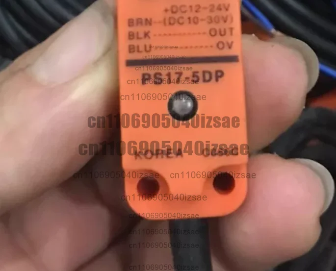 2pcs rs175dp square proximity switch rs17-5dp with perfect function