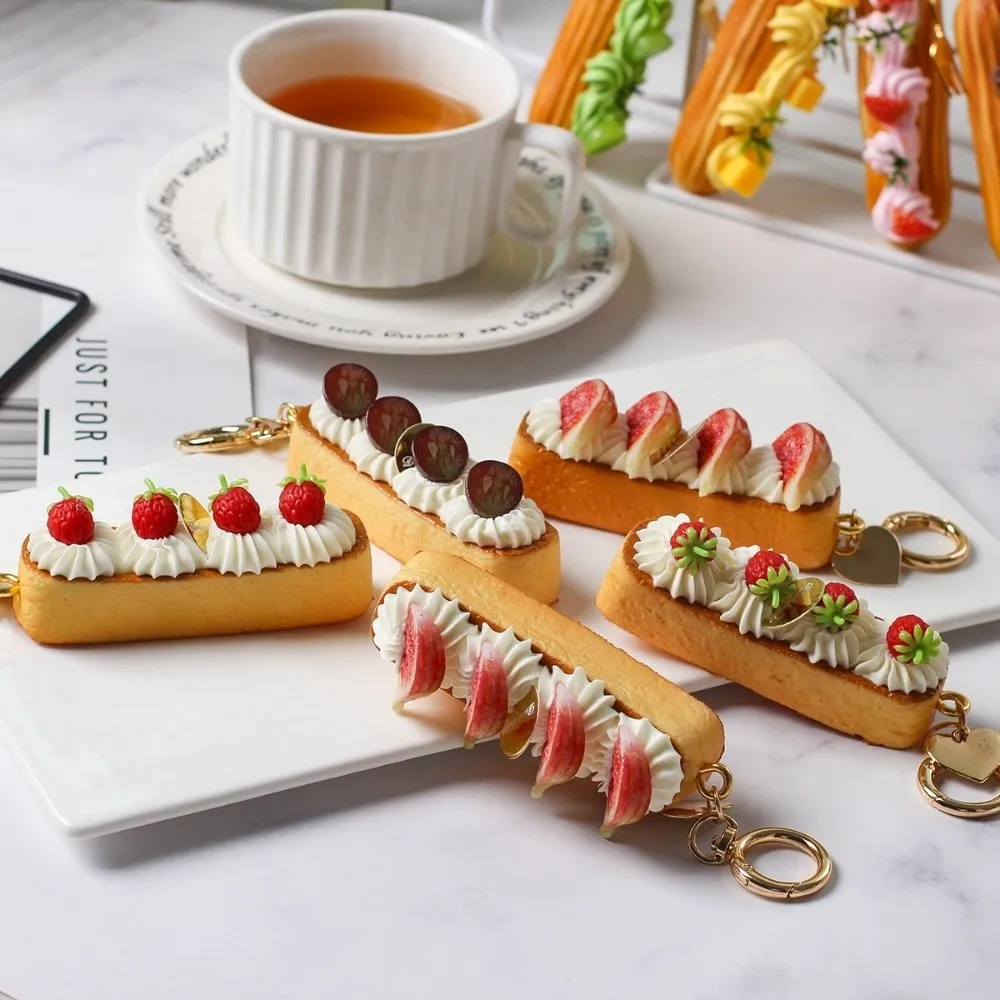 Nouveau Pendentif de Sac Amusant et Exquis en Forme de Dessert aux Fruits Simulés, Porte-clés Polyvalent, Cadeau