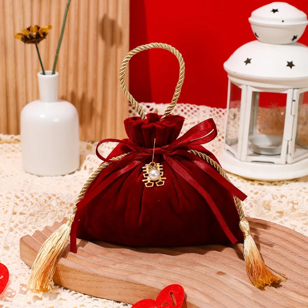 

Jewelry Organizer Chinese Drawstring Candy Bag Velvet Traditional Flannel Gift Bag Exquisite Wine Red Wedding Gift Bag Wedding