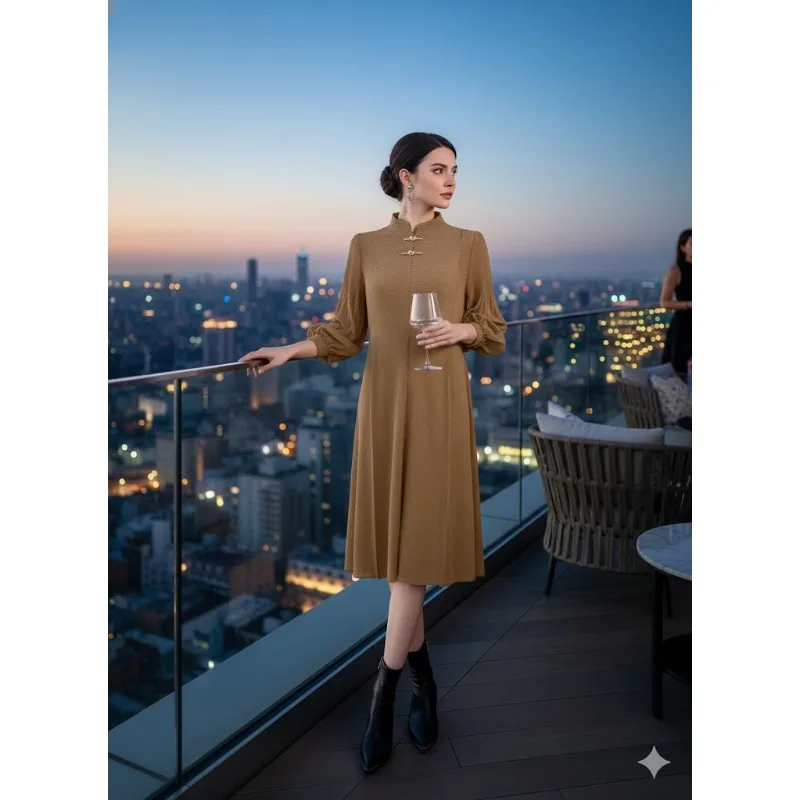 

Miyake Легкие роскошные плиссированные платья больших размеров 2026, модные свободные темпераментные весенние новые однотонные женские длинные платья с воротником