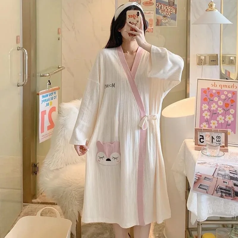 

Autumn Models of Long-sleeved Pajamas Female New Sweet Cartoon Korean Version of The Kimono Loose Cardigan Straps Home Wear Ms.