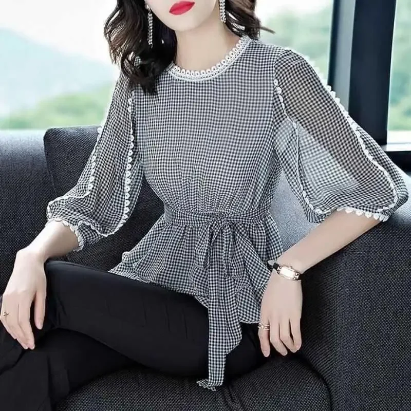 

Elegant Fashion Plaid Printed Lace Up Shirt for Female Korean O-Neck Casual 3/4 Sleeve Spliced Blouse Summer Women's Clothing