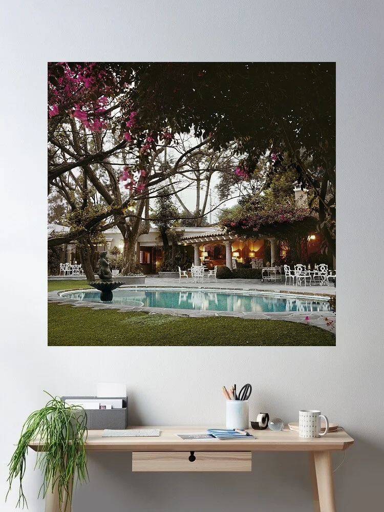 Slim Aarons 'Bermuda Style', Print Art Canvas Poster, Living Room, Home Wall Decor Picture