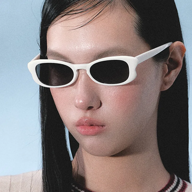 

Retro Black Sun Glasses Female Fashion Butterfly Vintage Sunglasses Women Brand Designer Small Frame Shades Driver Oculos De sIL