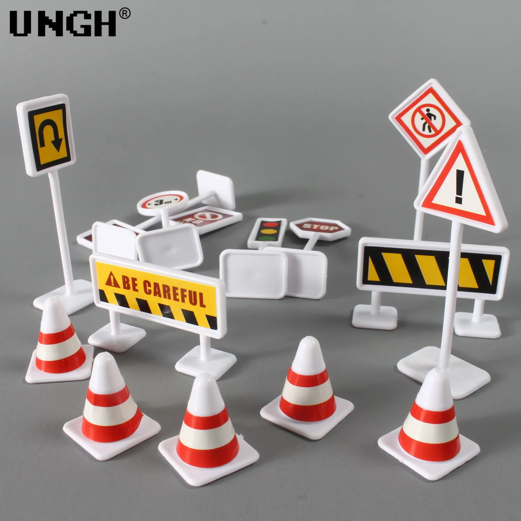 15Pcs/Set Toddler Mini Traffic Signs Model Toy Road Block Children Safety Education Kids Puzzle Traffic Toys Boys Girls Gifts