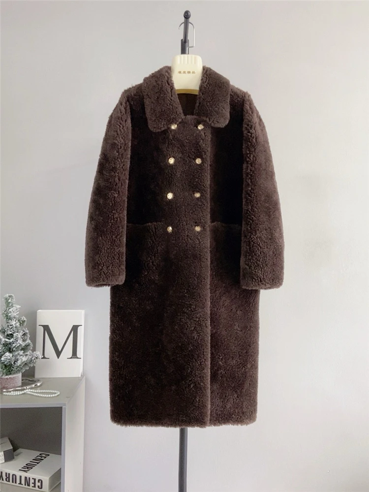 Cappotto con colletto quadrato stile lungo tinta unita stile tosatura di pecora, pelliccia composita in lana d'agnello integrata autunno e inverno nuovo