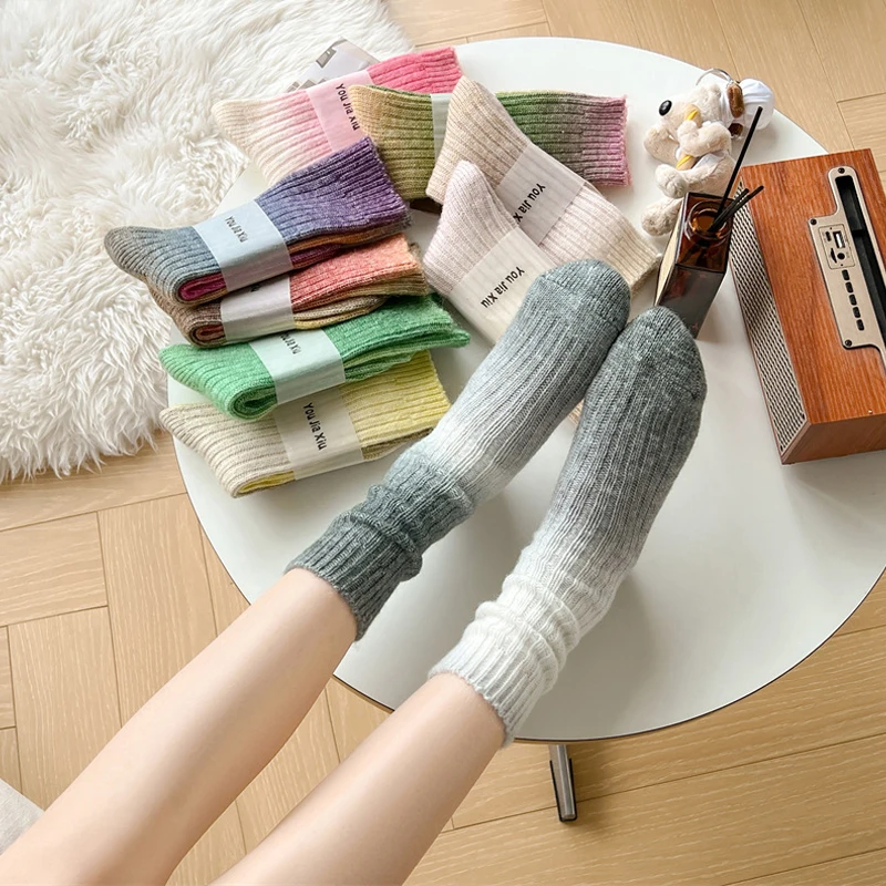 Fashion Socks For Women New Trends Thicken Novelty Casual Girls Gradient Warm Socks Breathable Creative AB Socks Colorful Female