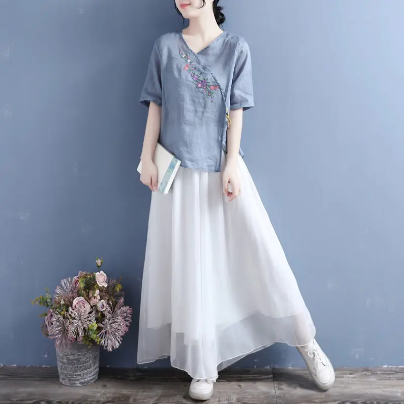 Women Summer Fashion Loose Temperament Embroidered Cotton V-neck Short Sleeve T-Shirt Women Clothes Casual Appear Thin Top Tee