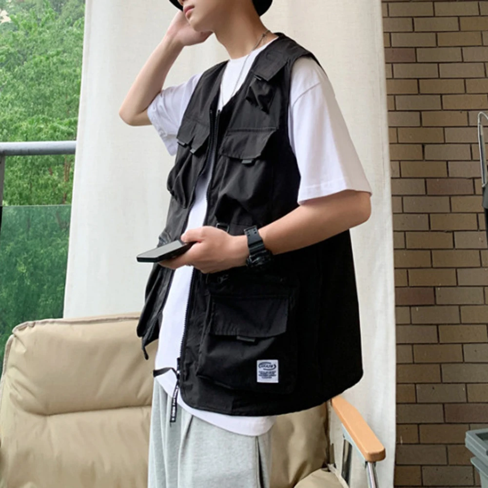 

Beach Holiday Outdoor Activities Men Cargo Vest Multi-pocket Sleeveless Vest Fashion Vest Solid Color Pattern V Neck Design