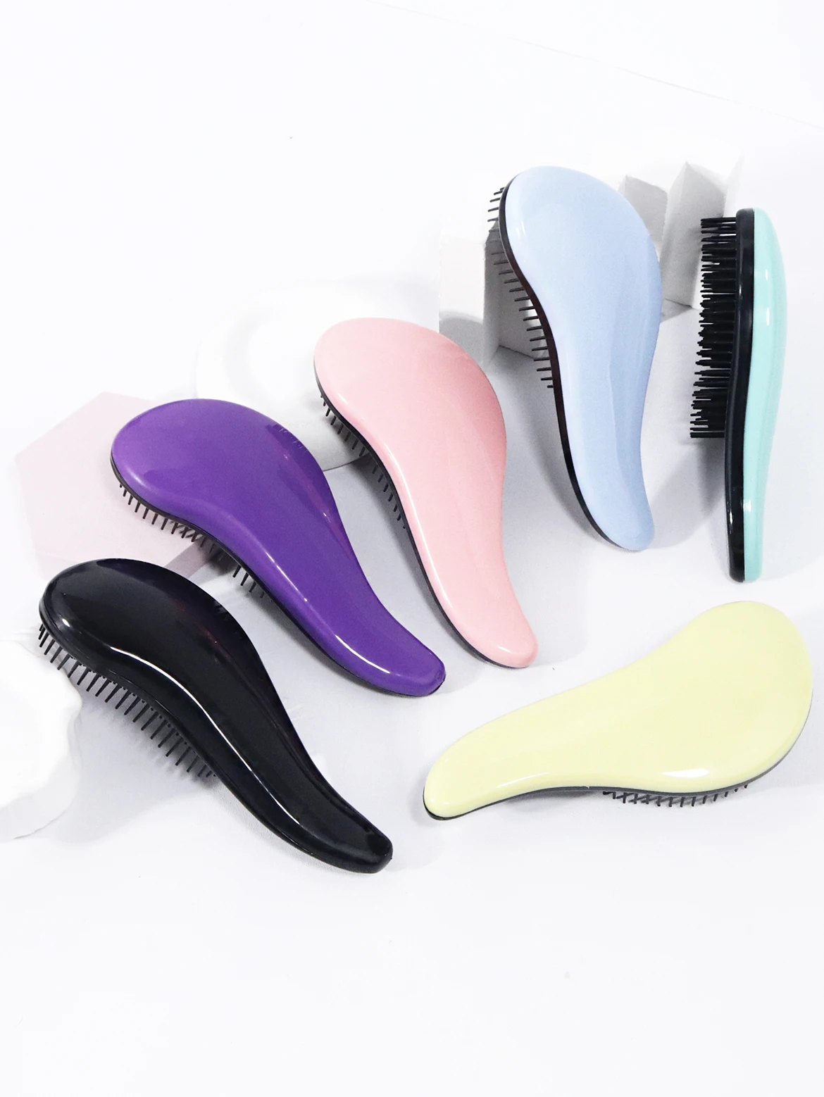 Solid Color Anti-Static Massage Brush, Soft Nylon Hair Brush, Suitable for Both Dry and Wet Use