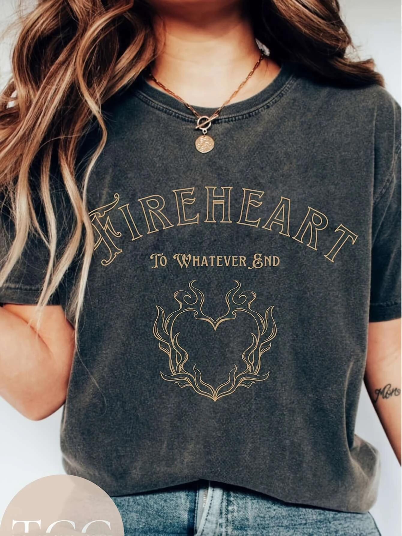 Glass Throne Fire Heart T-shirt Loose casual fashion shirt Unisex streetwear T-shirt  graphic t shirts vintage clothes