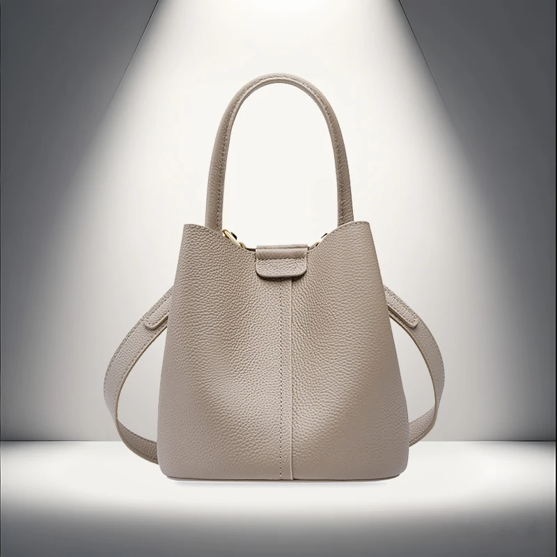 

Women's genuine leather bucket bag, letter bag, high-quality simple casual cowhide handbag, single shoulder crossbody bag