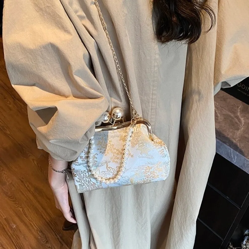 

Vintage Chinese Style Kiss Lock Handbag Faux Pearl Chain Beads Decoration Hanfu Shell Shoulder Bags Elegant Embroidery