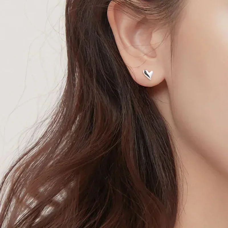925 Sterling Silver Minimalist Love Heart Stud Earrings for Women Simple Korean Fashion Screw Earring Student Party Jewelry Gift