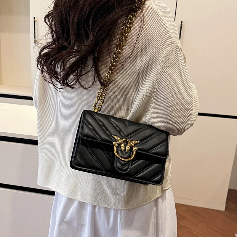 

Modern Canvas Crossbody Bag For Women Sturdy Material Adjustable Strap Suitable For Essentials