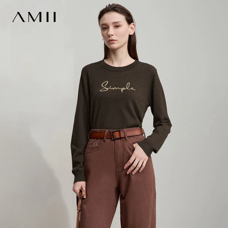 

AMII Minimalist Women's Long Sleeve T-Shirt 2025 Autumn Fashion Letter Jacquard Straight Tops Casual O-Neck Tees Women 12523052