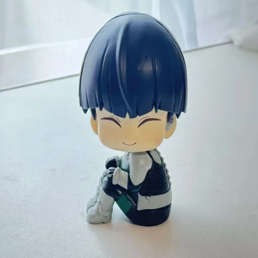 

Кайдзю No. 8. Фигурка, модель статуи, сидячая поза, Кафка Хибино Саширо Шокуба, стол, маленькое украшение, игрушка, кукла в подарок