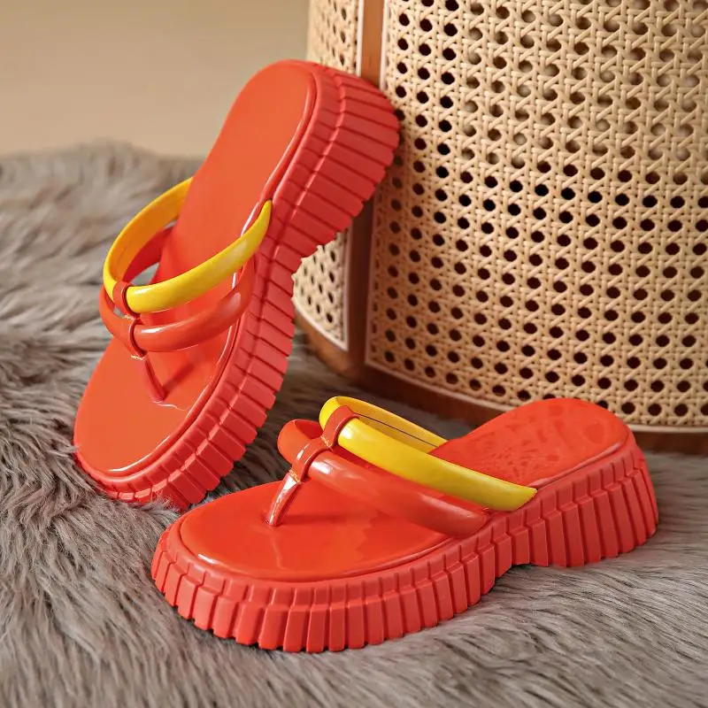 Candy Color Women Ourdoor Flip Flops Slippers Shoes 2025 New Fashion Lady Holiday Beach Slides Shoes