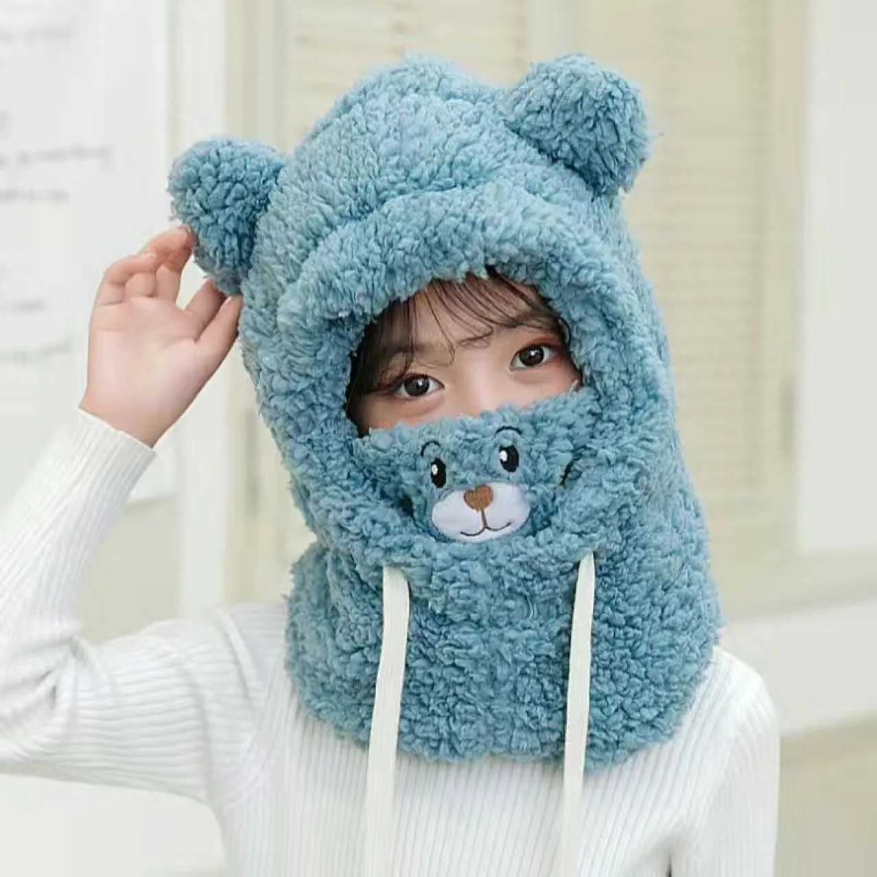 Children\'s Bear Hat Winter Warm Windproof Ear Protection Hat Mask Neck Scarf Male and Female Baby Plush Hat Parent-child