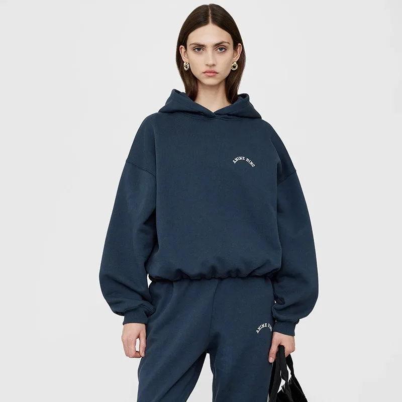 Suéter con capucha para mujer, suéter holgado de lana con estampado de letras pequeñas clásicas AB de nicho norteamericano, invierno 2024