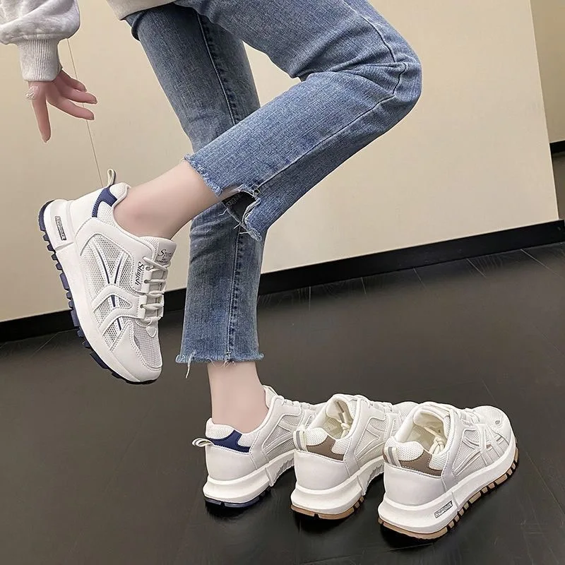 New Women's Breathable Mesh Sports Shoes Hot Selling in Spring Autumn Anti slip Soft Sole Versatile Casual Little White Shoes