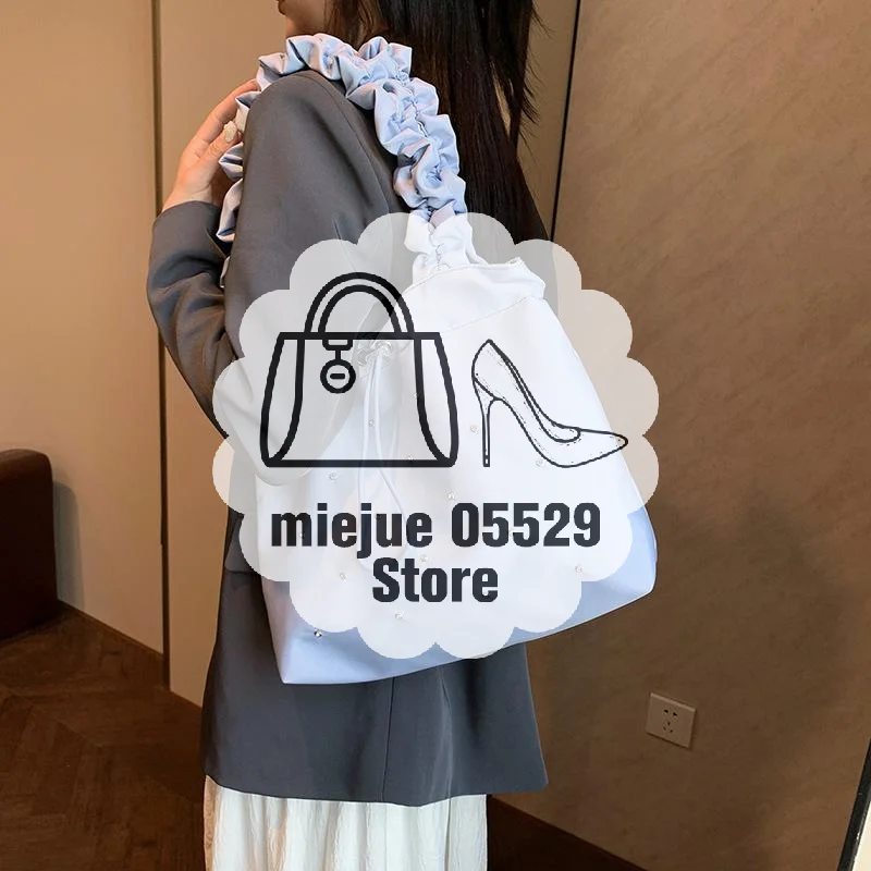 

Pleated Korean Handbag with Drawstring, Sweet Style, Large Capacity Tote for Women.