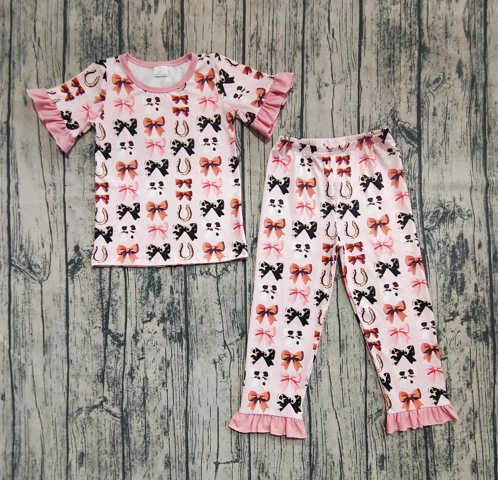 

6.26 Wholesale hot sale Western Boutique children Baby Girls Pink Short Ruffle Sleeves Bows Horse Shoes Top Pant Pajamas Sets