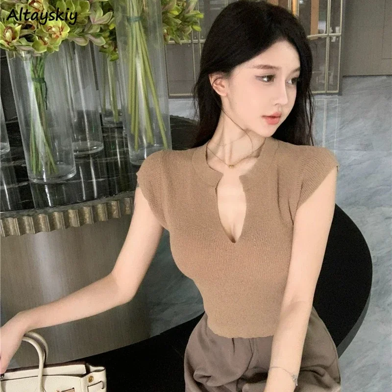 V-neck Sexy Crop T-shirts Women Slim Knit Streetwear All-match Minimalist Temper Gentle Summer Ulzzang Soft Attractive Classic