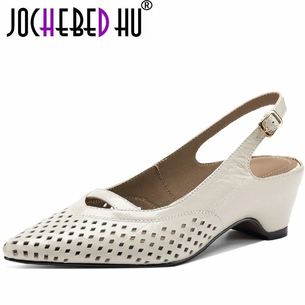 

【JOCHEBED HU】Женские сандалии с вырезами, ручной работы, из натуральной кожи, с заостренным носком, на танкетке, на среднем каблуке, элегантные летние туфли для женщин, размеры 34-40