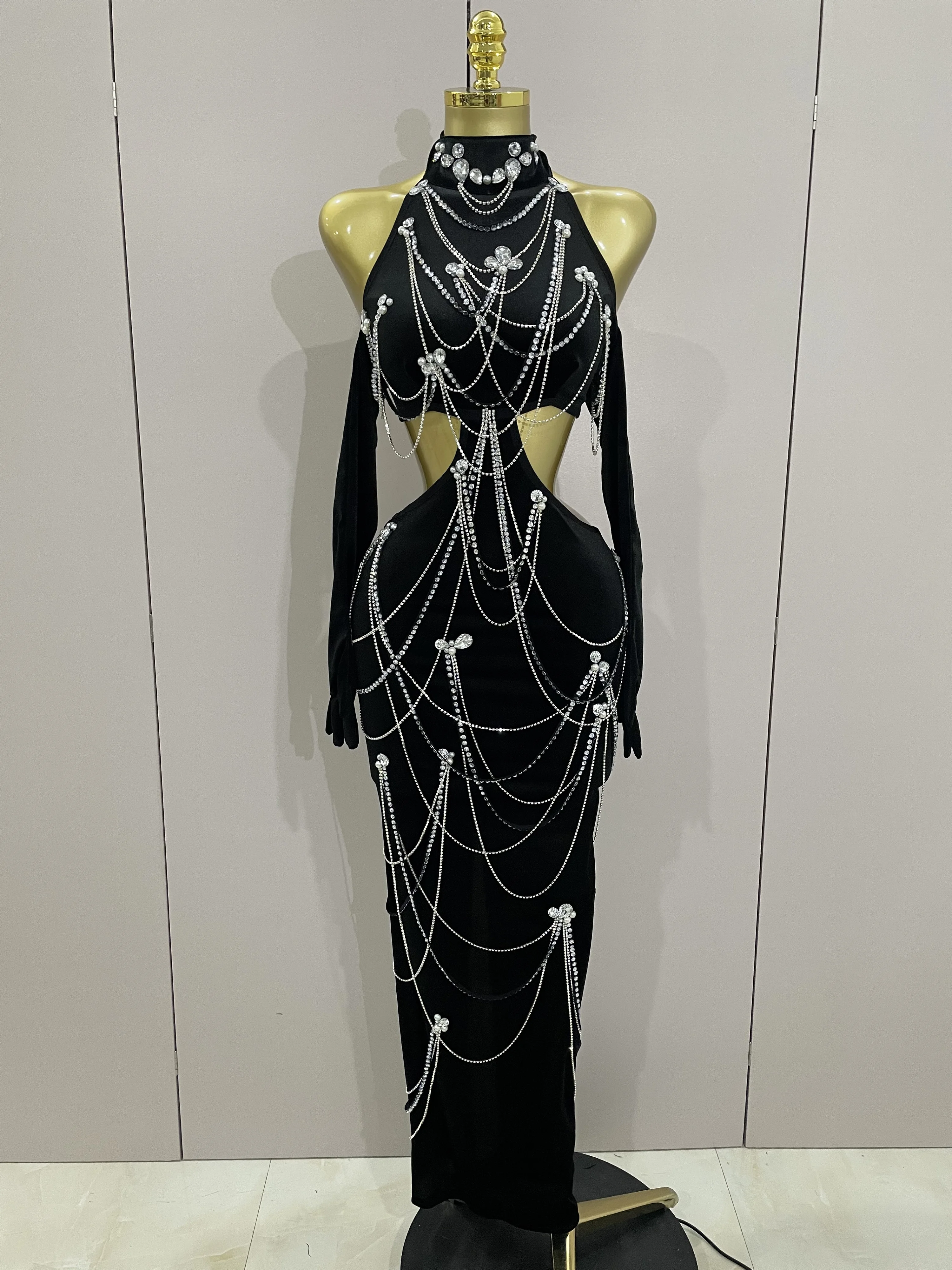 

2025 Women Sparkly Diamonds Tassels Chain Balck Sexy Halter Backless Long Dress Evening Birthday Party Celebrate Stage Costume