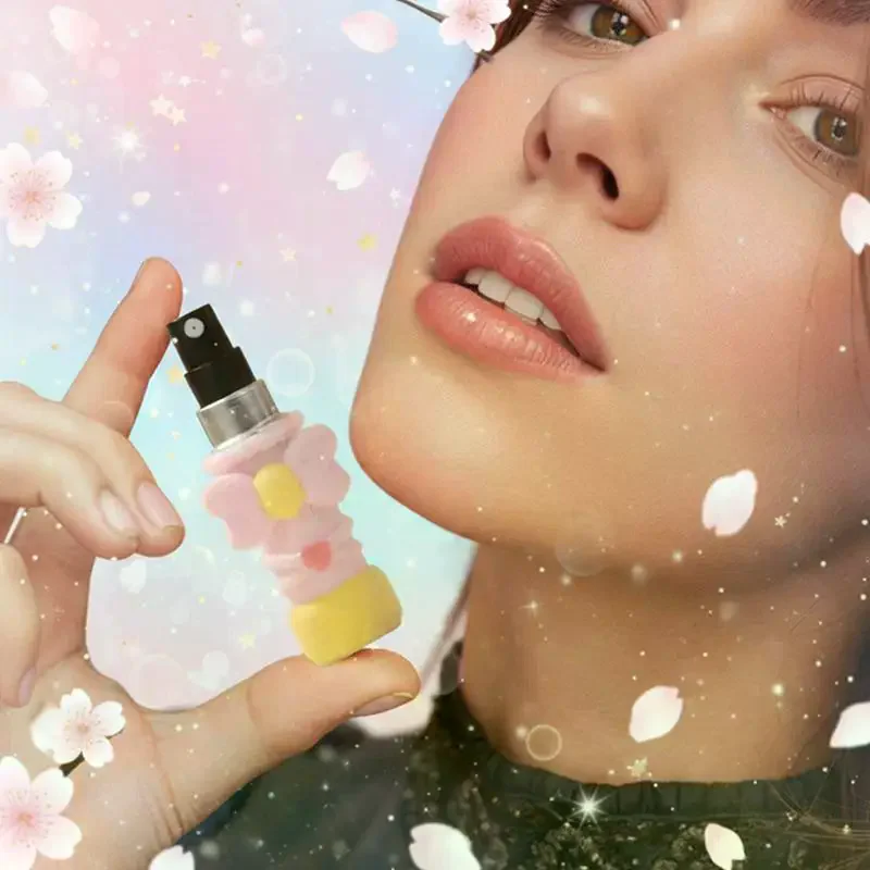 Portable Refillable Spray Bottle 0.17oz, Heart Shaped Magic Wand Atomizer, Mini Makeup Water Spray