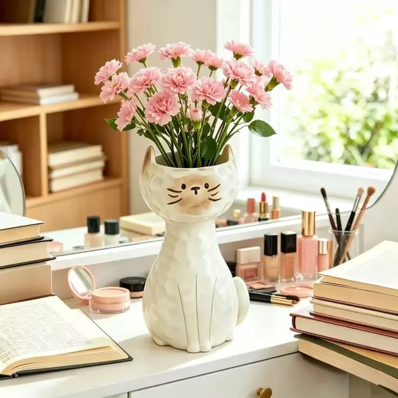 Cute Cat-Shaped Ceramic Vase, Adorable Kitty Planter for Dried Flowers & Succulents, Whimsical Home Decor for Desk & Shelf