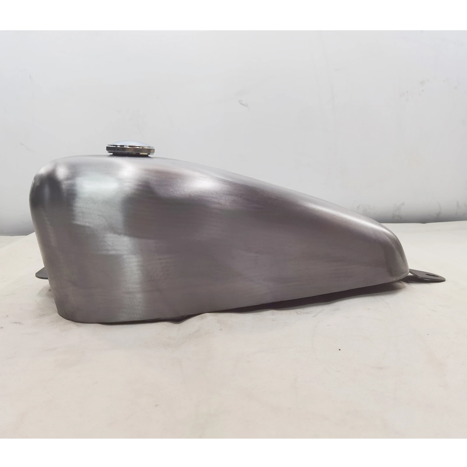 For YAMAHA DRAGSTAR1100 Vstar 1100 XVS1100 V-STAR1100 ALL YEARS 10L Motorcycle Petrol Gas Fuel Tank