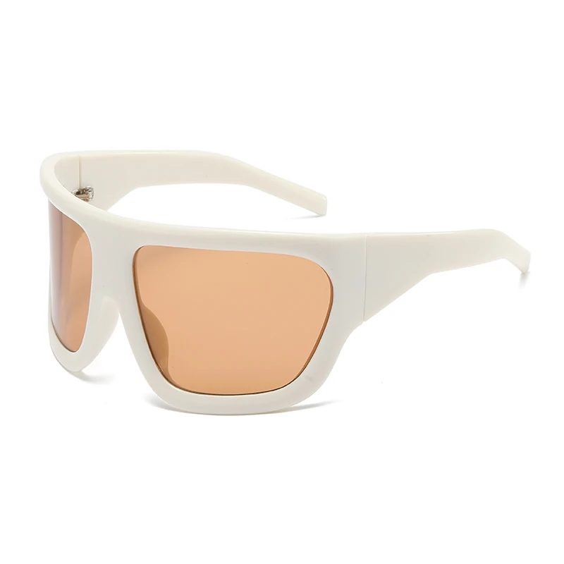 �y�Z�[�����z�j���Ə����̂��߂̑傫�ȃt���[���X�|�[�c�T���O���X,�~���[����,���j�[�N�ȃp���N�X�^�C��,�l�C�̃t�@�b�V����,y2k,2024