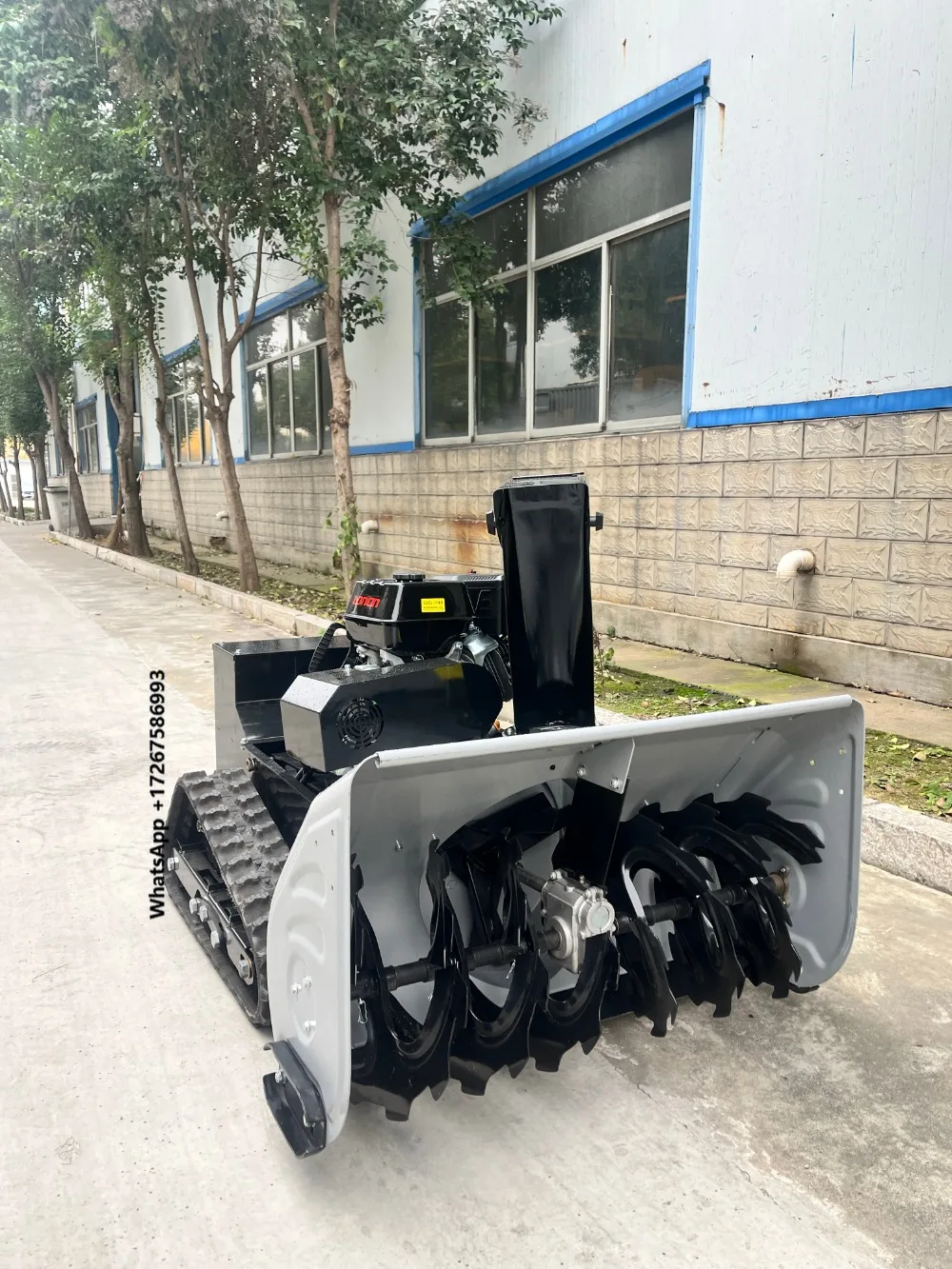 Wholesale Self-Propelled Agricultural Remote-Control Snow Blower for Farm Winter Use