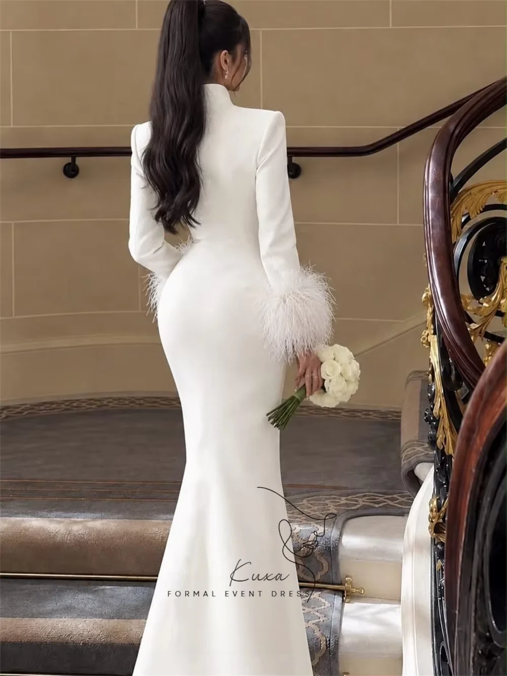Vestido de novia KUXA con escote en V pronunciado, cuello alto, mangas largas y detalles de plumas, de largo hasta el suelo, vestidos de novia personalizados, vestido de boda.
