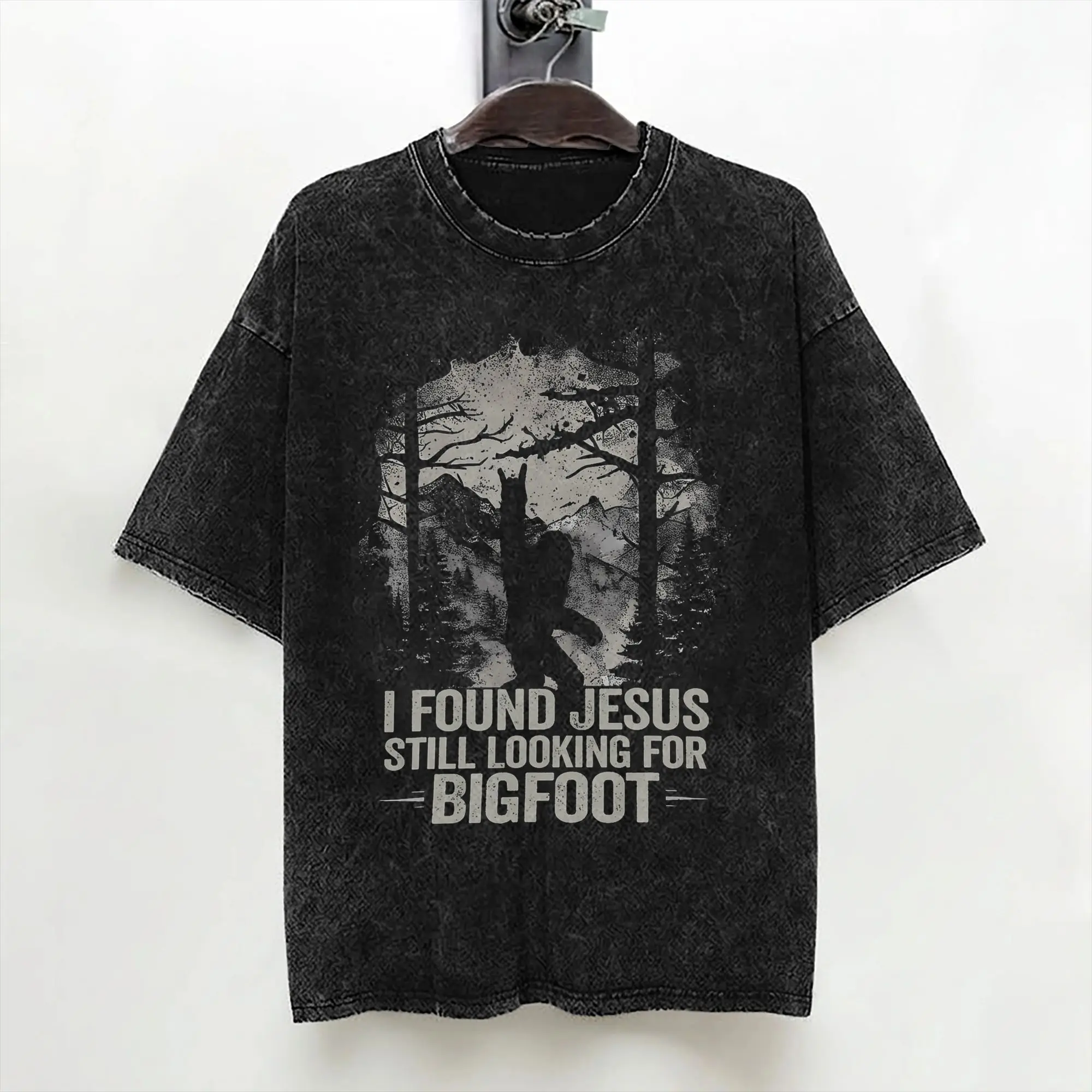 Washed T Shirt I Found Jesus Still Looking For Bigfoot Funny Christian Hip Hop T-Shirts Oversize Streetwear Tees for Men Women