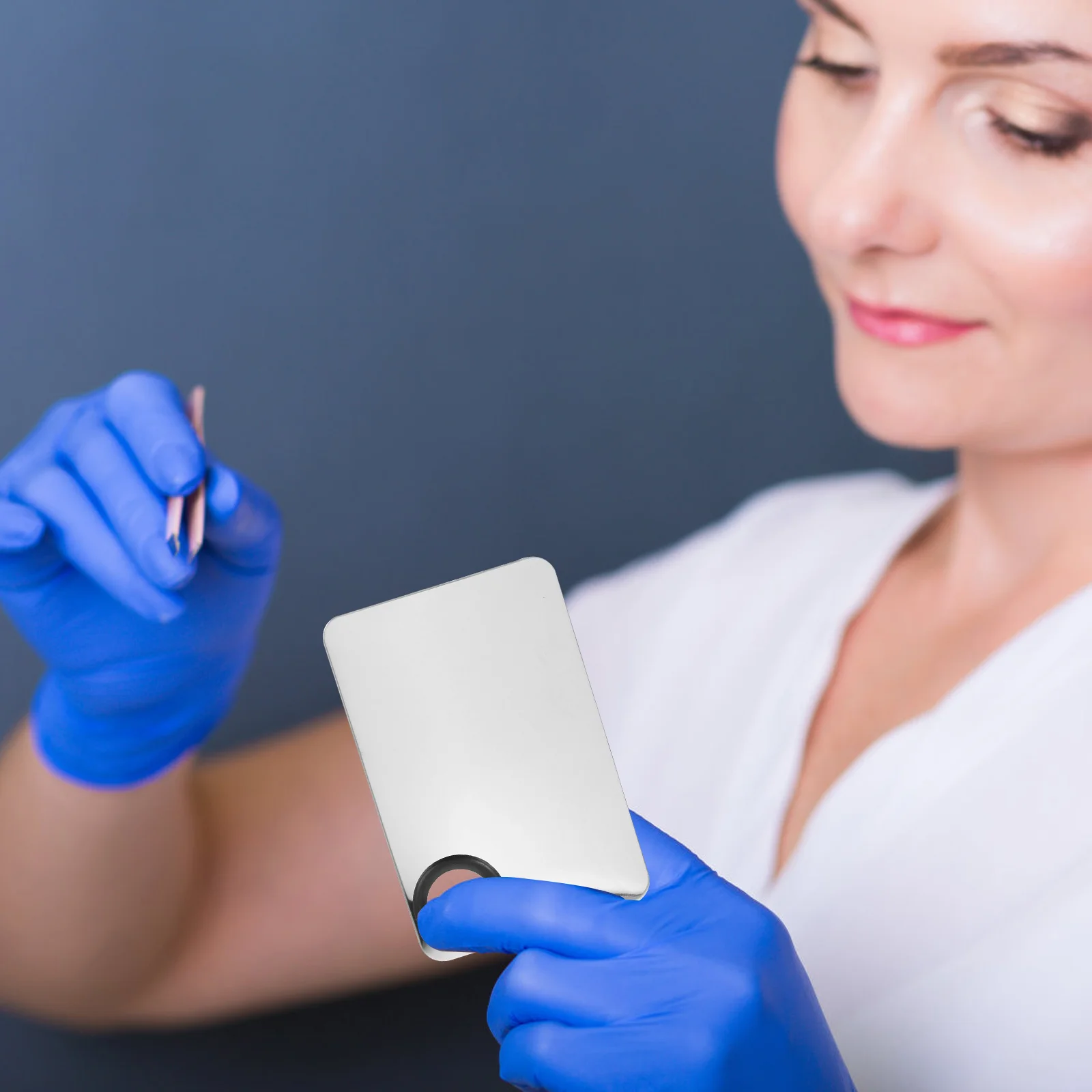 

1 Set Long Handle Makeup Tool Foundation Mixing Stainless Steel Palette Beauty Artist Durable Portable Mixer Tray For