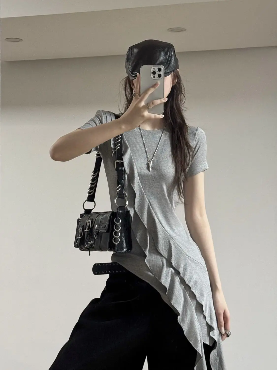 Unique Hot Girl Style, Irregular Ruffles, Slim-fit T-shirt Paired with a Bud-like Mini Skirt, Women's Summer Two-piece Set