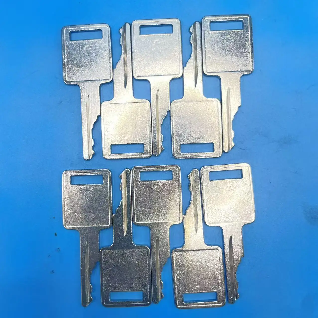 1/5/10PCS Chave de ignição D250 para carregadeiras e miniescavadeiras D250 SkidSteer 6693241