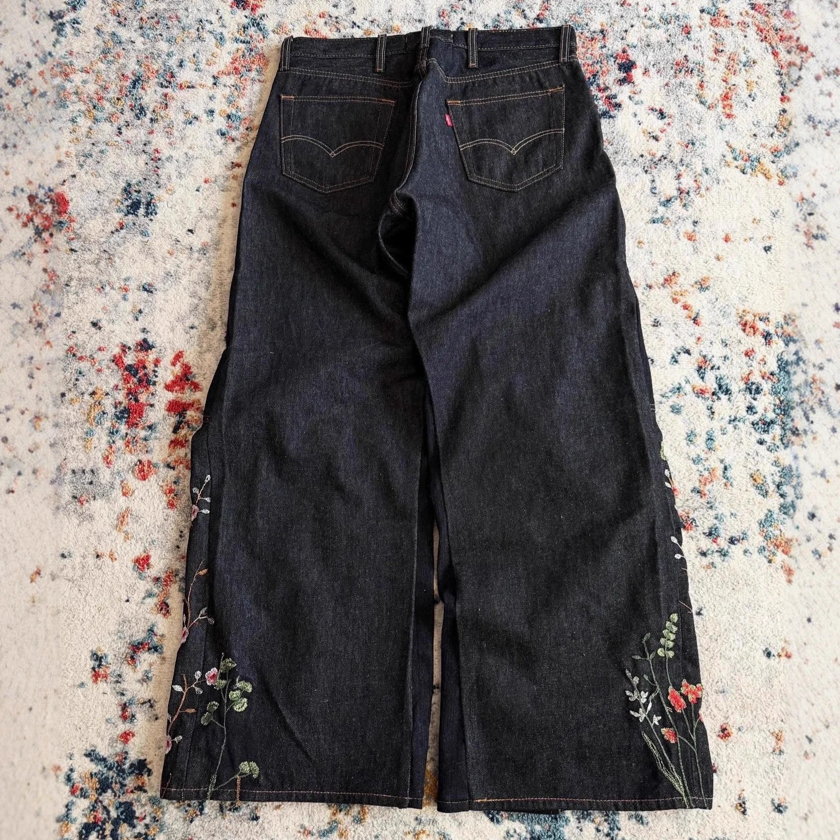 

2026 New Unisex Y2K Baggy Wide Leg Jeans Retro Floral Embroidery Patchwork Design Oversized Floor Length Denim Pants Streetwear