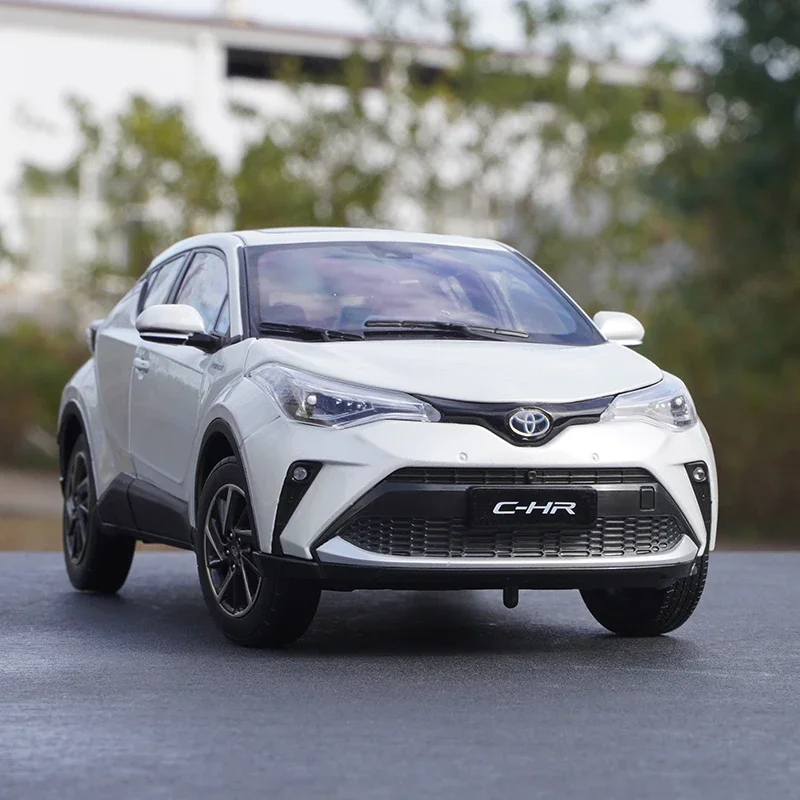 

1:18 оригинальная модель из сплава Gac Toyota c-hr Chr Toyota 2022