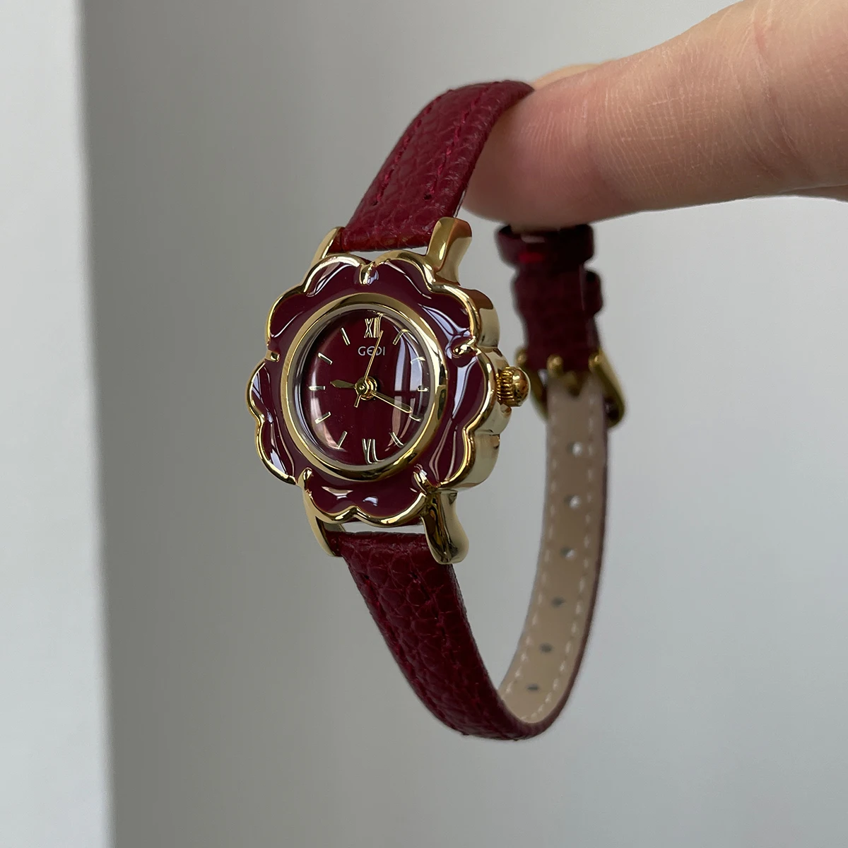 Gentle Vintage CILOA Floral Watch Versatile Daily Light Luxury Quartz Wristwatch For Young Girls
