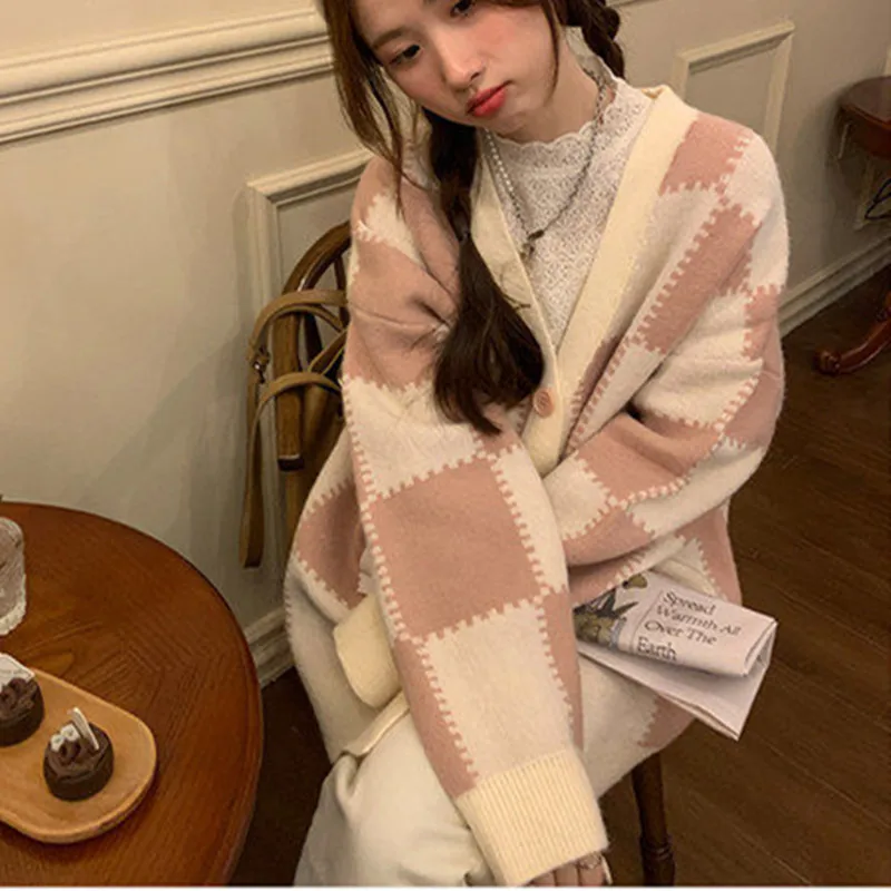 Women Autumn Korean Fashion Loose Plaid V-neck Long Sleeve Knitting Cardigan Coat Ladies Office Lady All-match Trend Knitwear