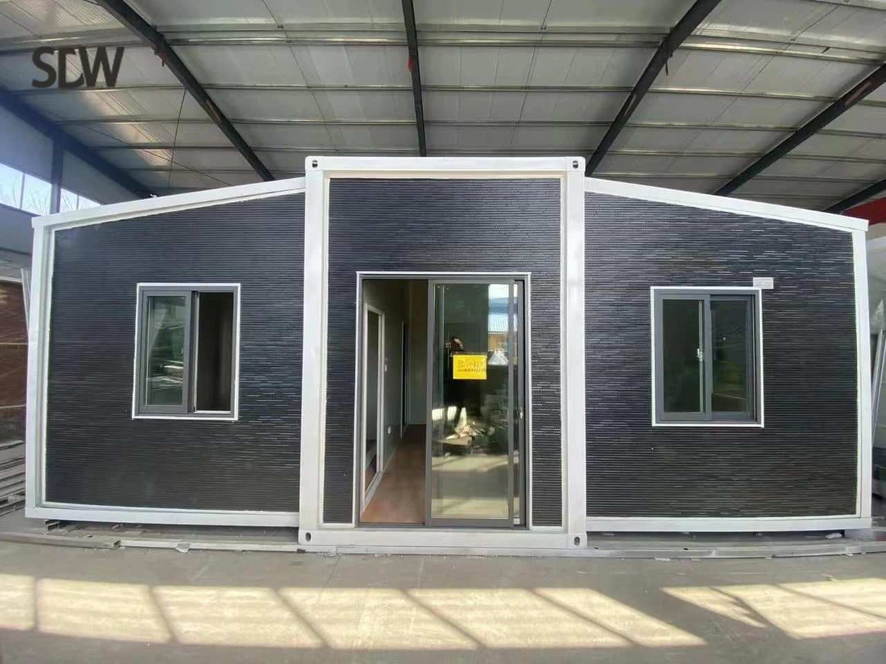 YG Cheap Ready Made Camp Accommodation Modular Expandable Container House Prefabricated Temporary Portable Tiny House